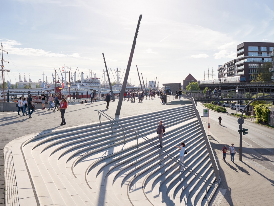 hamburg niederhafen river promenade by zaha hadid architects