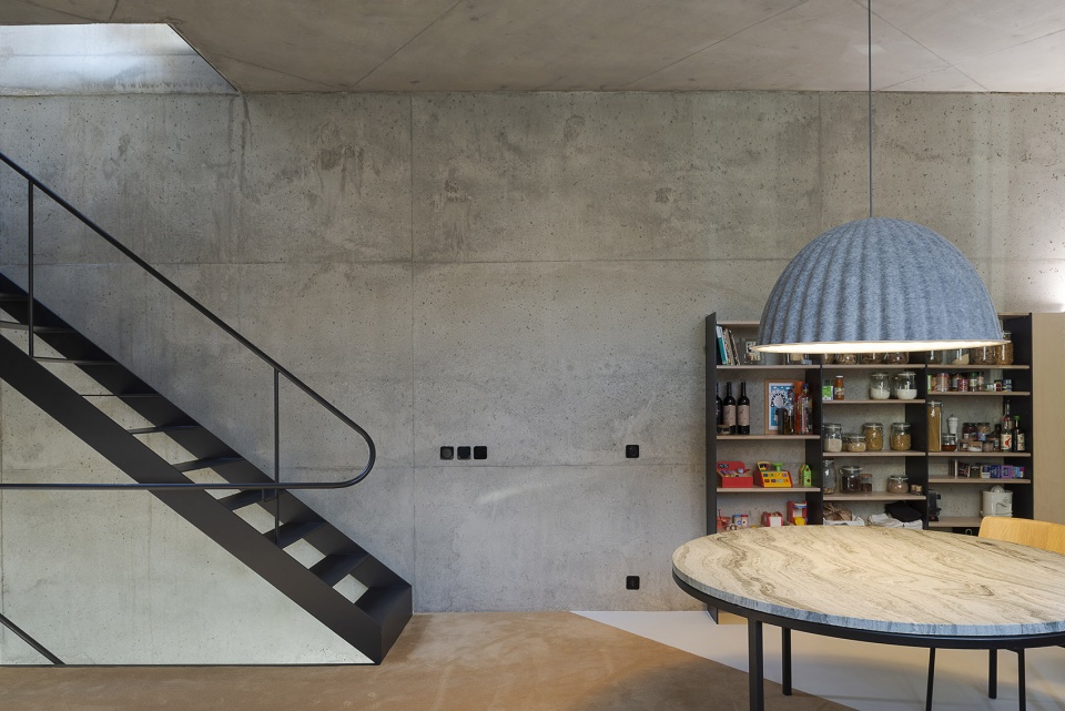 casa triangular by studio lpp