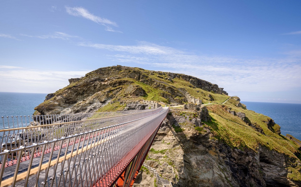 tintagel castle footbridge by ney partners william matthews associates