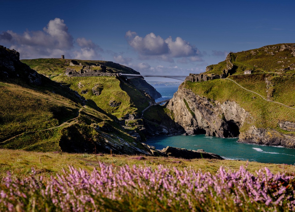 tintagel castle footbridge by ney partners william matthews associates