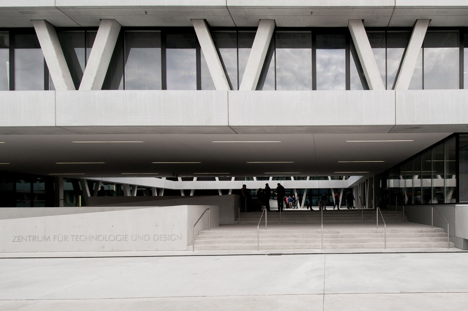center of technology and design by alleswirdgut