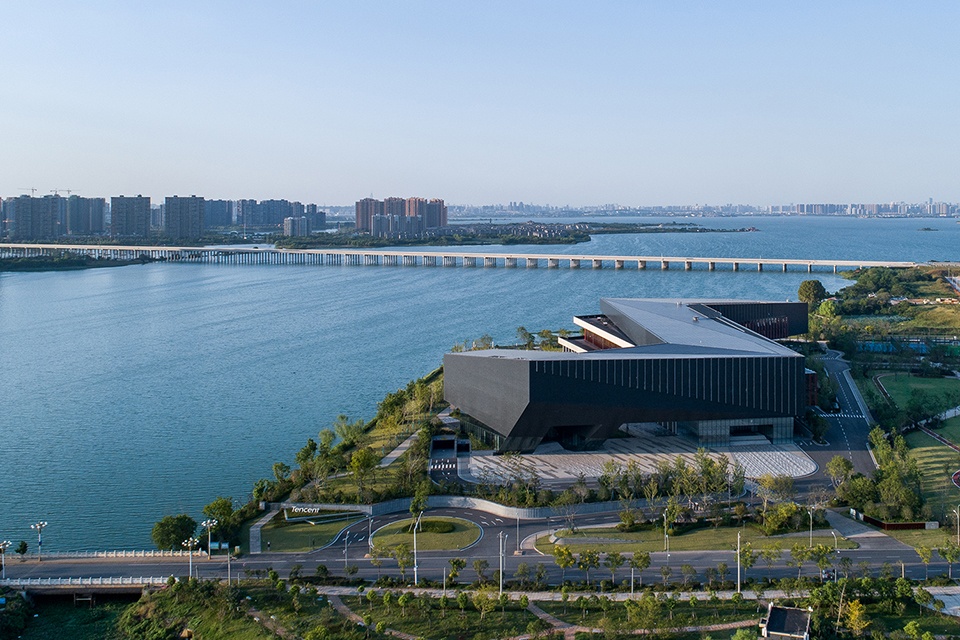 tencent wuhan rd center china by gn