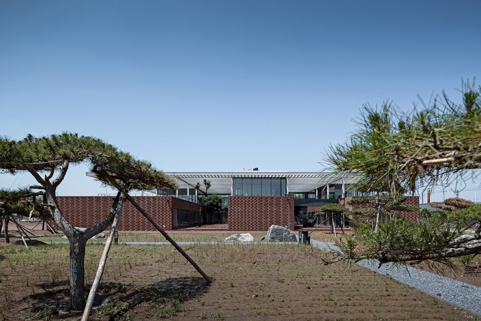dingshi logistics office building china by archstudio