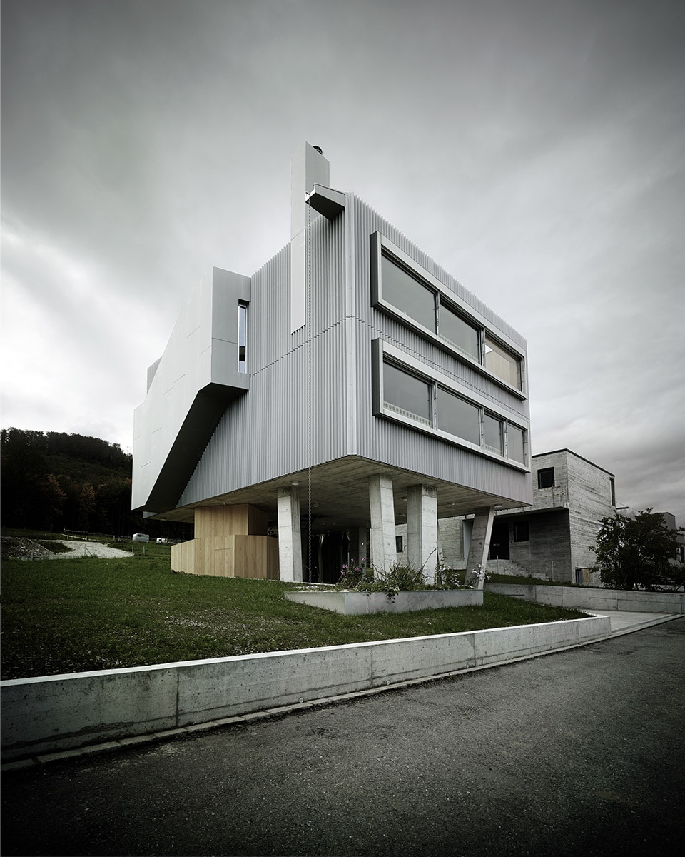 single family house by AFGH Aarchitects
