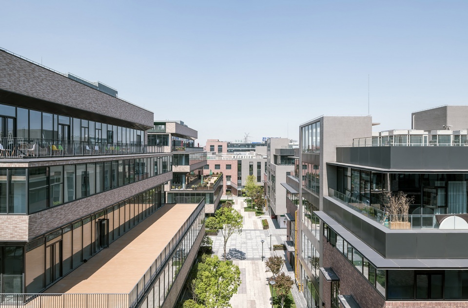 daning center phase3 philips greater china headquarters by colorfull yujing design