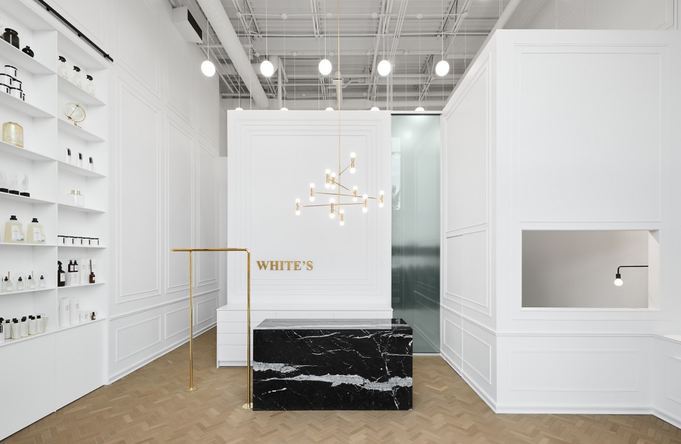 LES NETTOYEURS WHITE’S by IVYSTUDIO