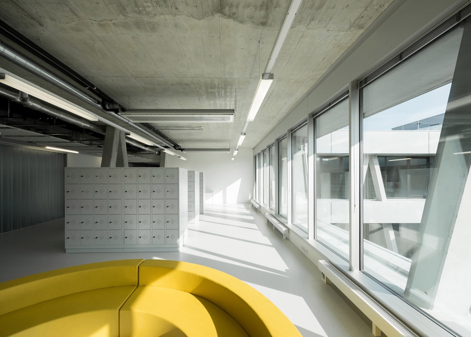 center of technology and design by alleswirdgut