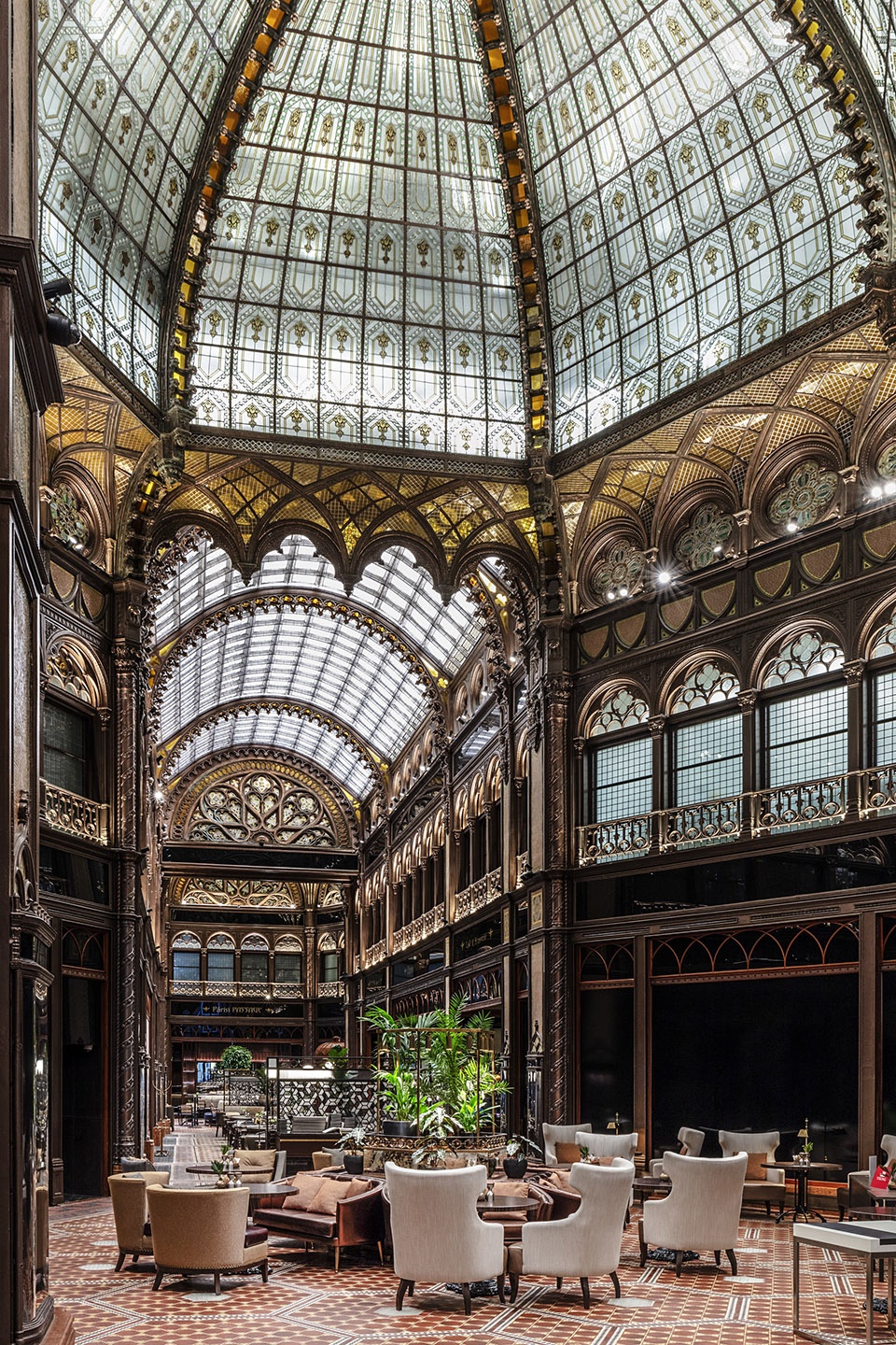 Paris Court Renovation by KROKIARCHIKON