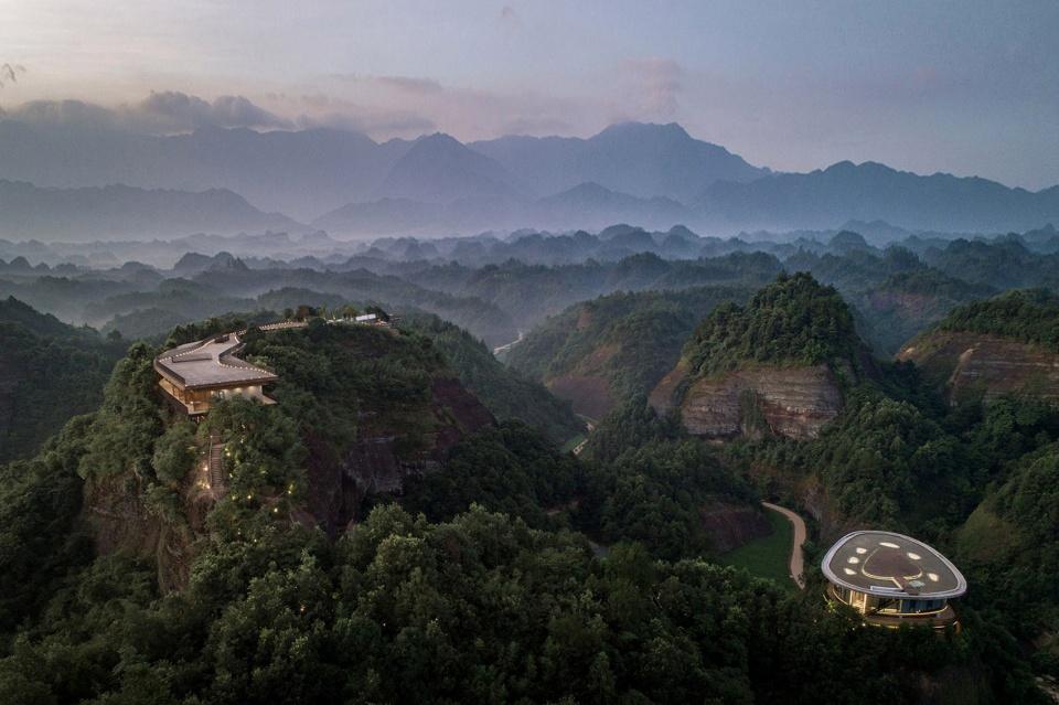 pingjiang homey wild luxury hotel china by duoxiangjie architectural design 1