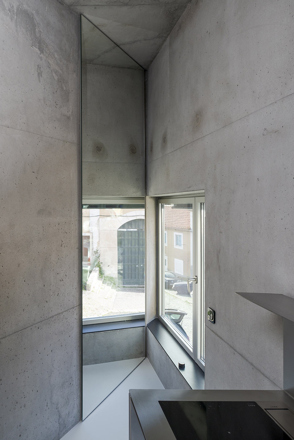 casa triangular by studio lpp