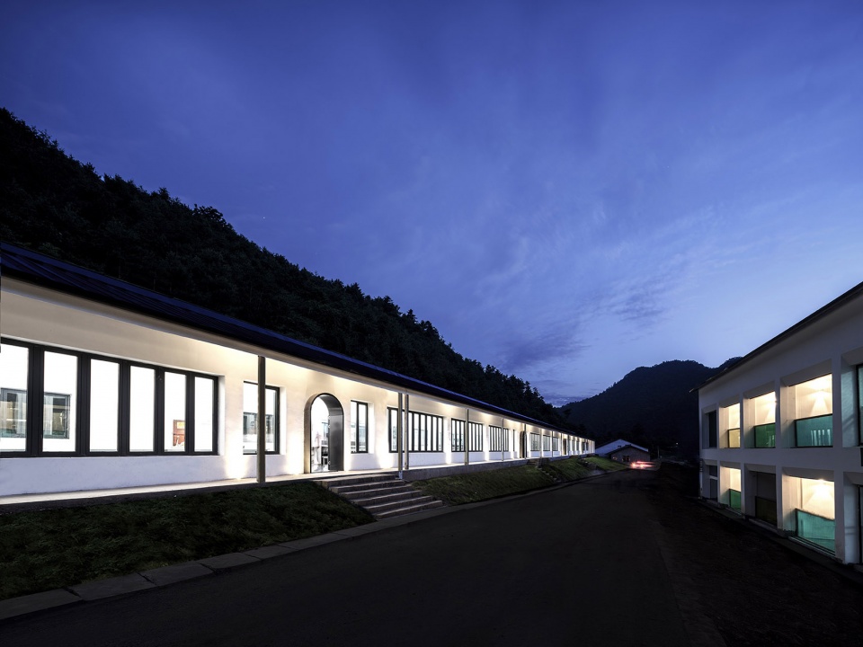 ekato meter cafeteria china by studio qi