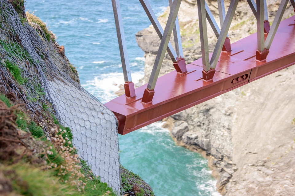 tintagel castle footbridge by ney partners william matthews associates