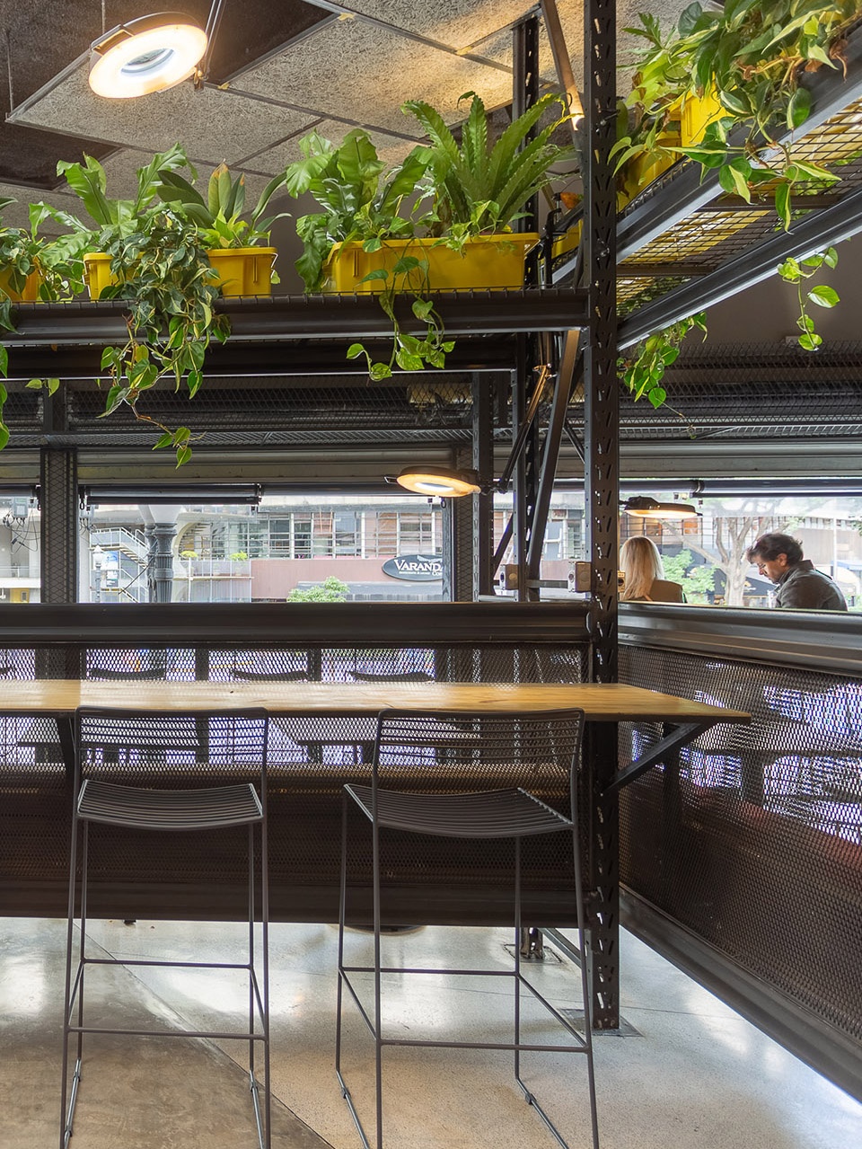 bullguer centro by superlimao studio
