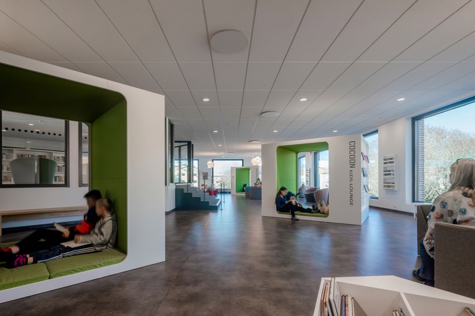 new tiunda school by c f moller architects