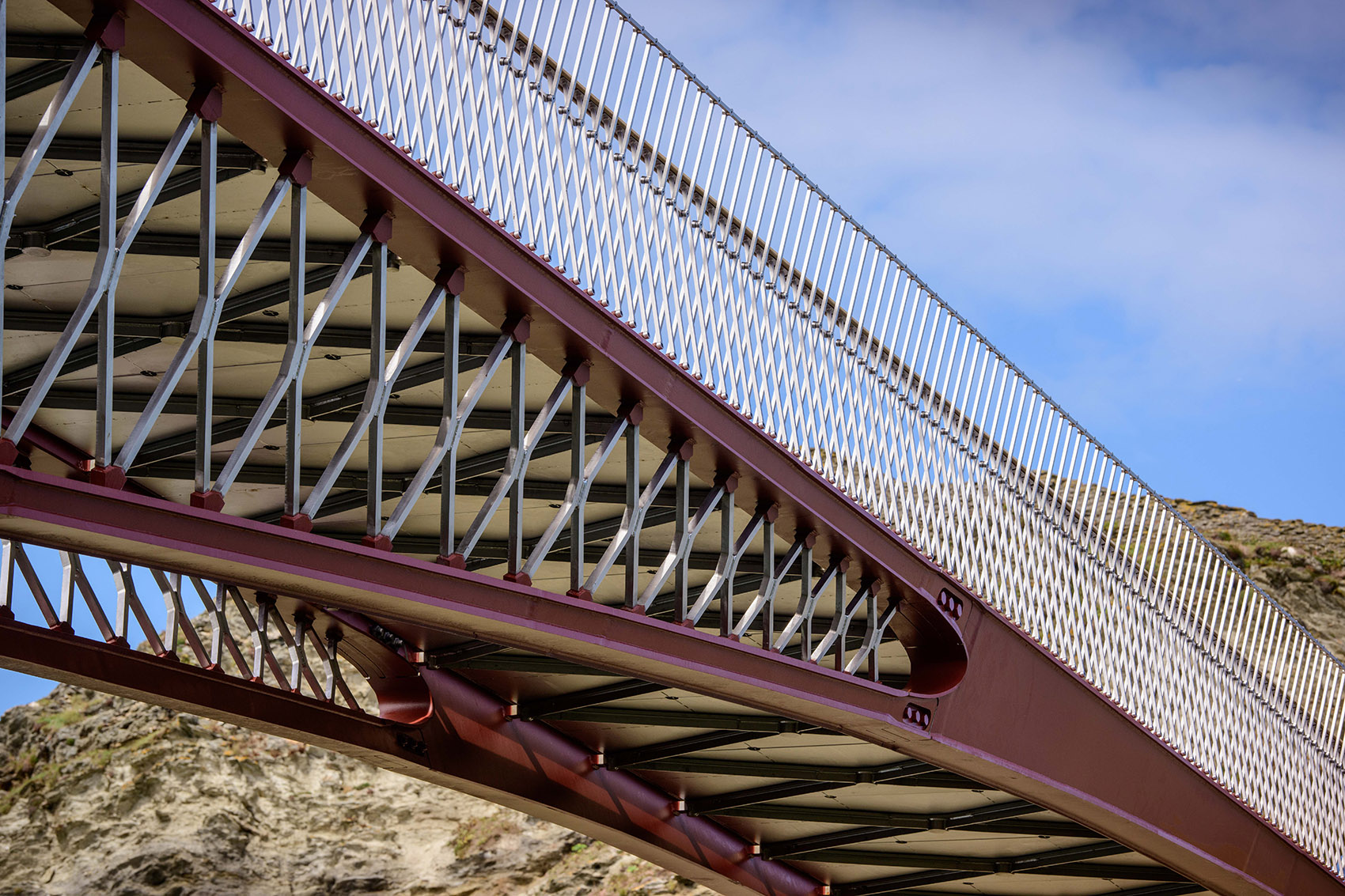 廷塔杰尔城堡人行桥,英国 / ney & partners   william matthews