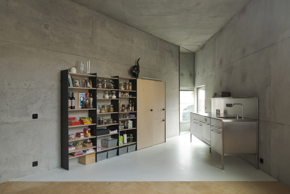 casa triangular by studio lpp