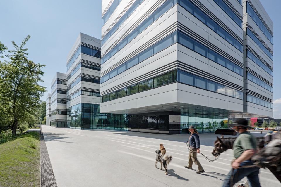 doppelmayr headquarters hohe brucke wolfurt by alleswirdgut