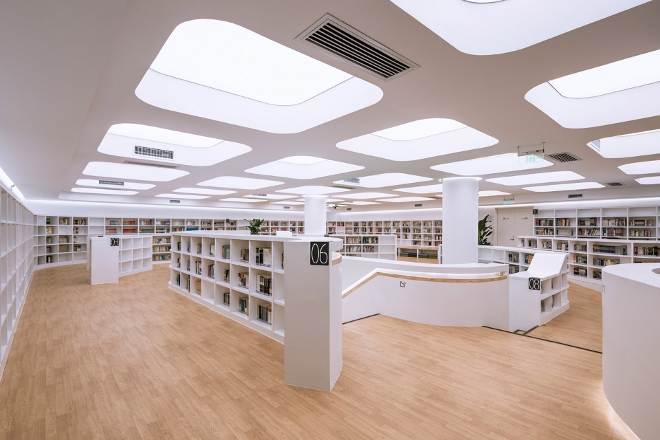 garden of books jingshan school library renovation by hui yin design research