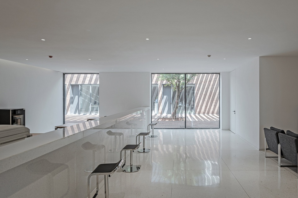 dingshi logistics office building china by archstudio