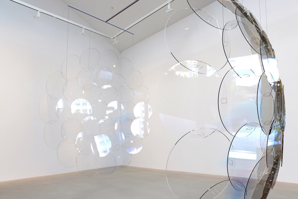 slow particle by vincent leroy