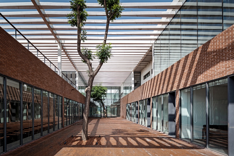 dingshi logistics office building china by archstudio