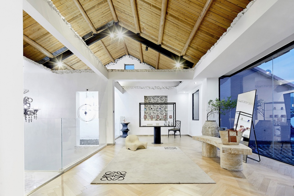 surely chaos art space china by dpd