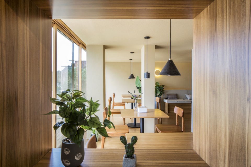 zhoushan summer hotel china by mat office