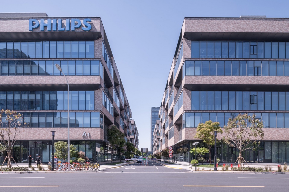 daning center phase3 philips greater china headquarters by colorfull yujing design