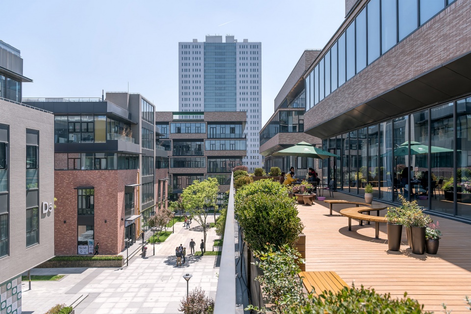 daning center phase3 philips greater china headquarters by colorfull yujing design
