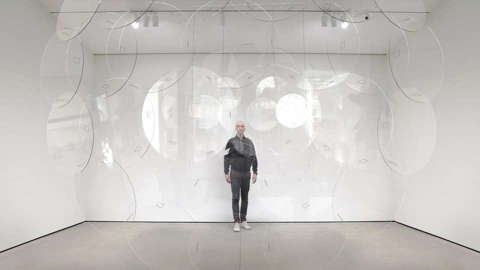 slow particle by vincent leroy