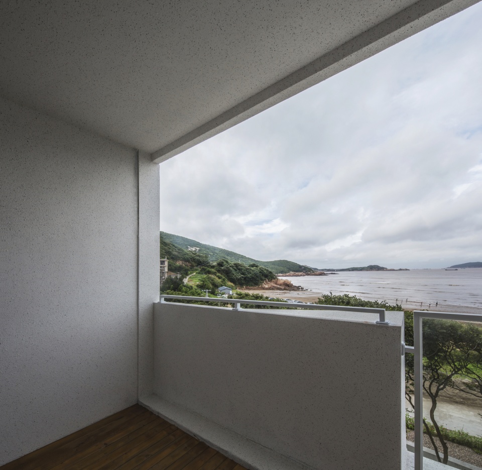 zhoushan summer hotel china by mat office