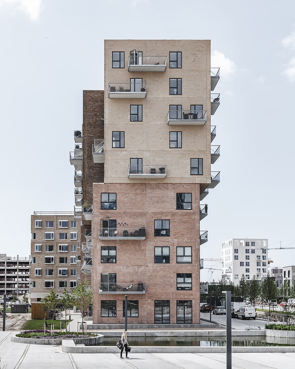 cubic house adept