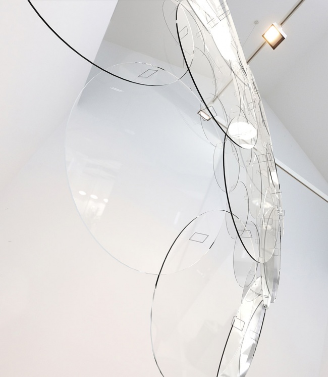 slow particle by vincent leroy
