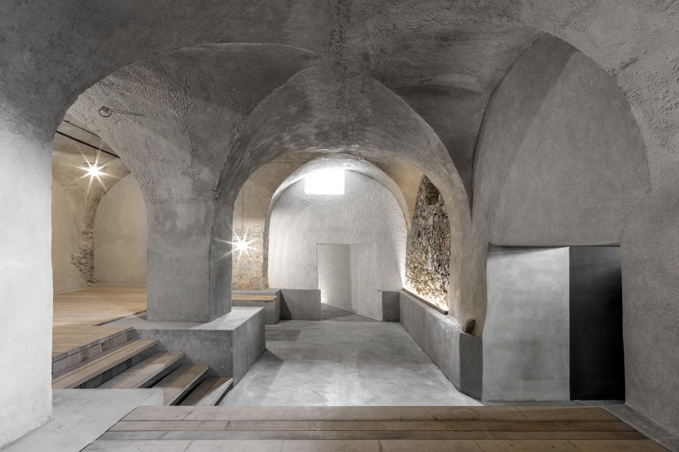 hotel pacherhof new cellar bergmeisterwolf architekten