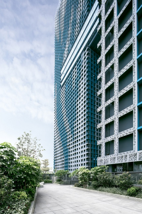 o cubic plaza by infinite architects