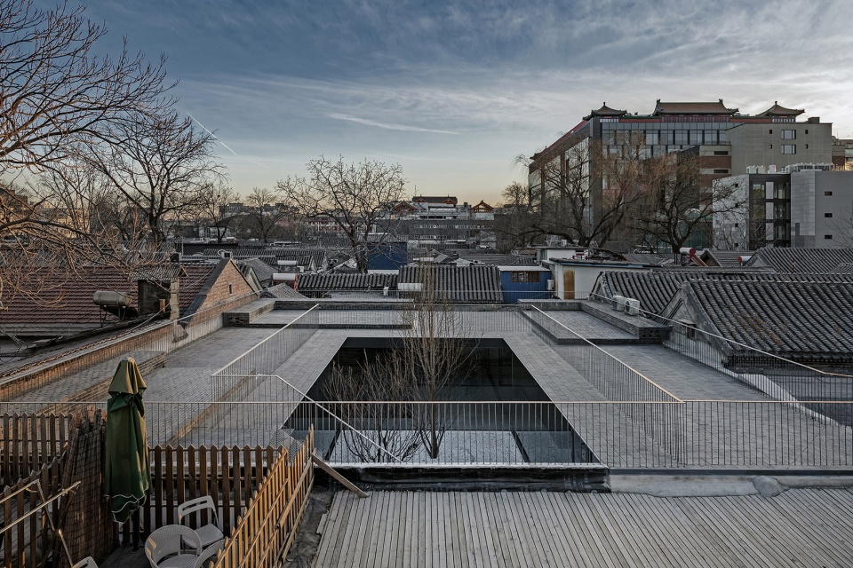 folding courtyard archstudio