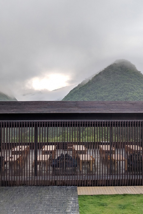 mountain restaurant bar china by zjjz