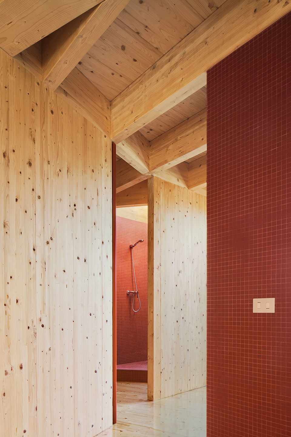 SINGLE FAMILY HOUSE IN LA FLORESTA, BARCELONA by ARQUITECTURAG 谷德设计网