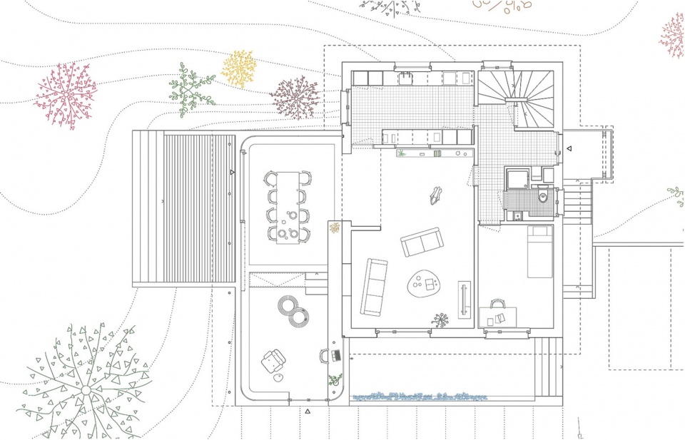 Extension and refurbishment of a private house by Studio 17 Architectes 1