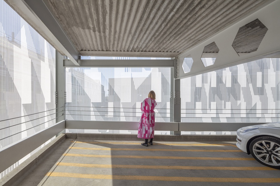 kendall square garage screens by french 2d