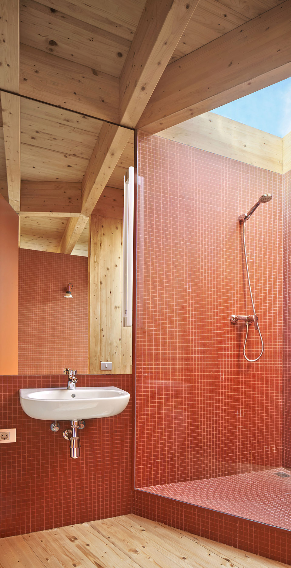 SINGLE FAMILY HOUSE IN LA FLORESTA, BARCELONA by ARQUITECTURAG 谷德设计网