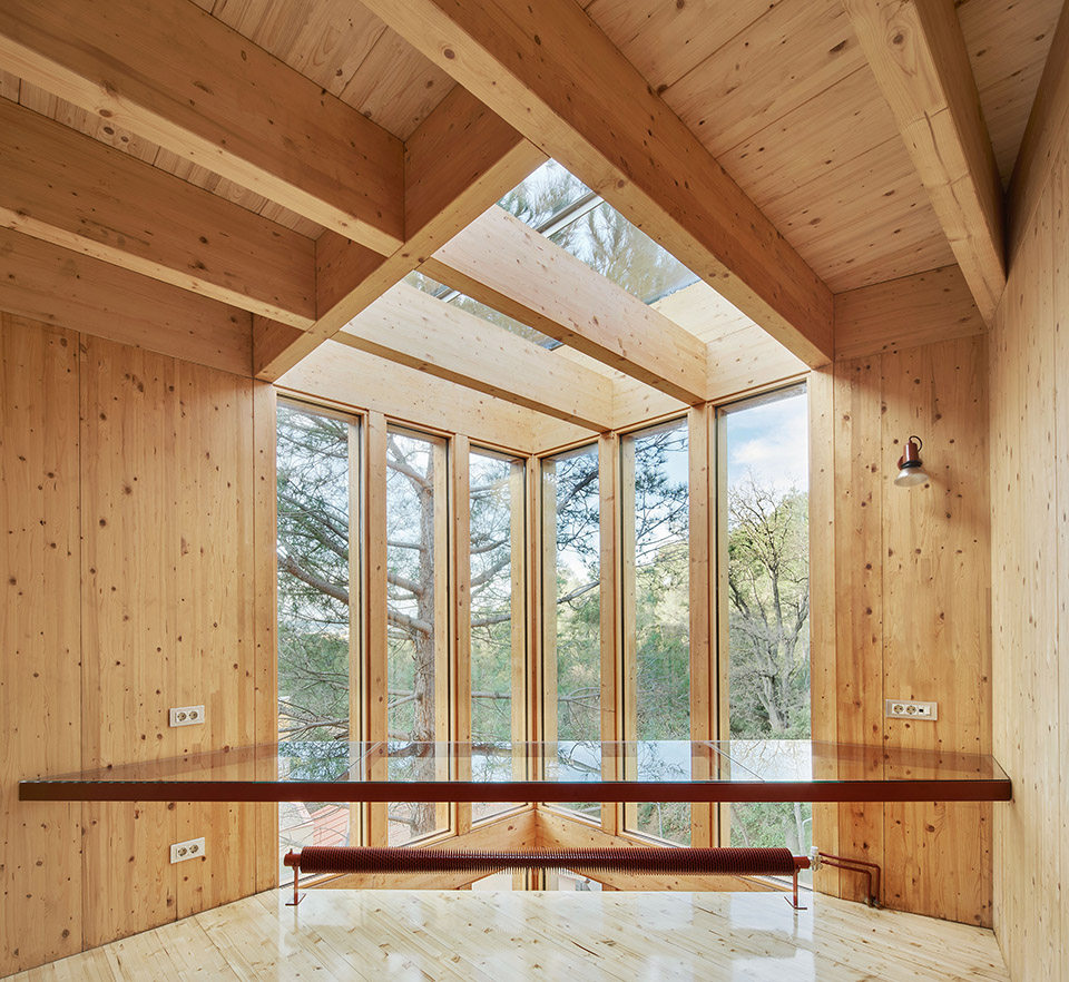 SINGLE FAMILY HOUSE IN LA FLORESTA, BARCELONA by ARQUITECTURAG 谷德设计网