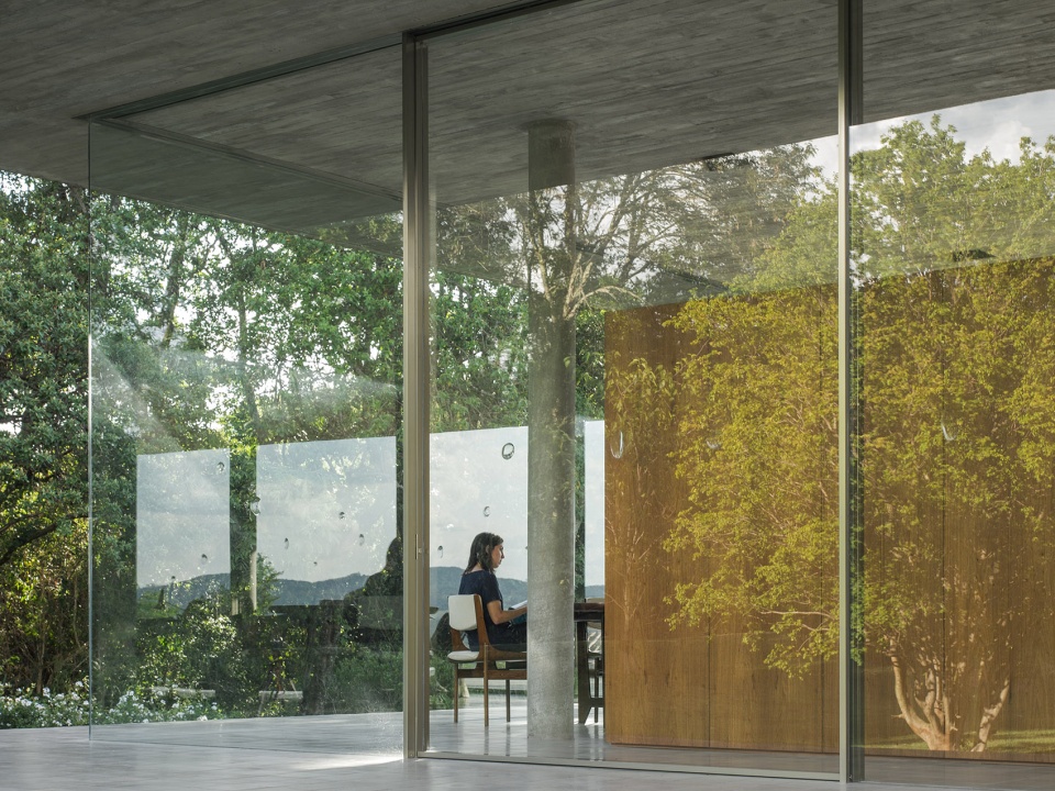 redux house studio mk27