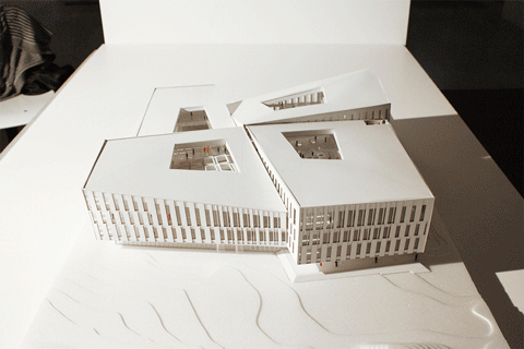 the university of cincinnatis business school by henning larsen