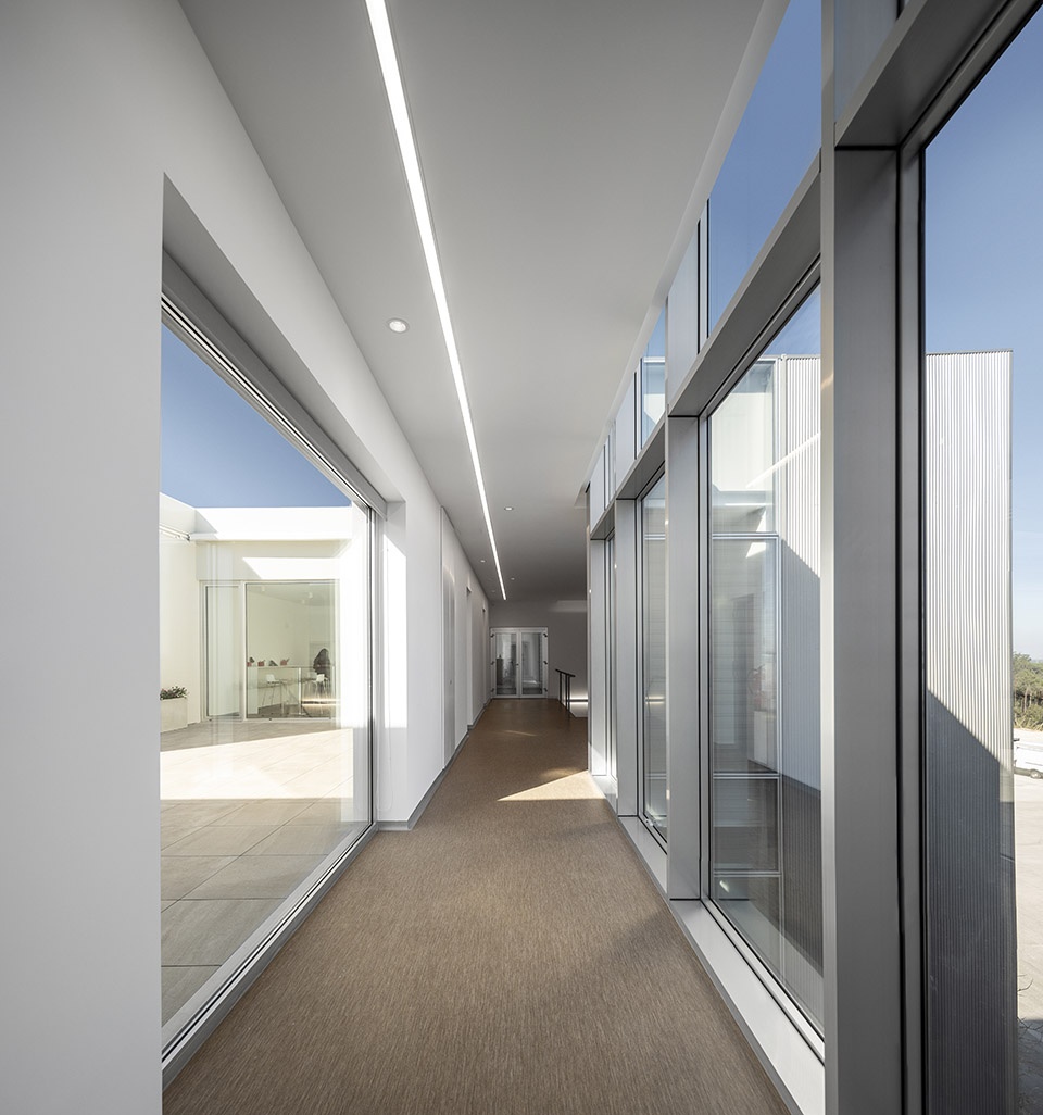 prfs headquarters by impare arquitectura