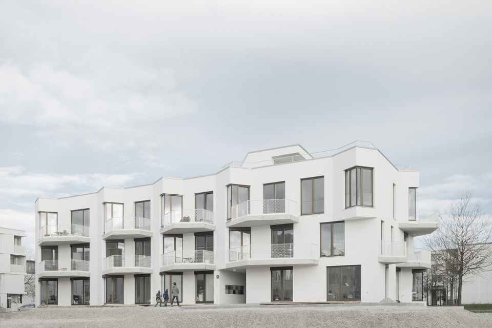 wohnen ohne auto by pool leber architekten