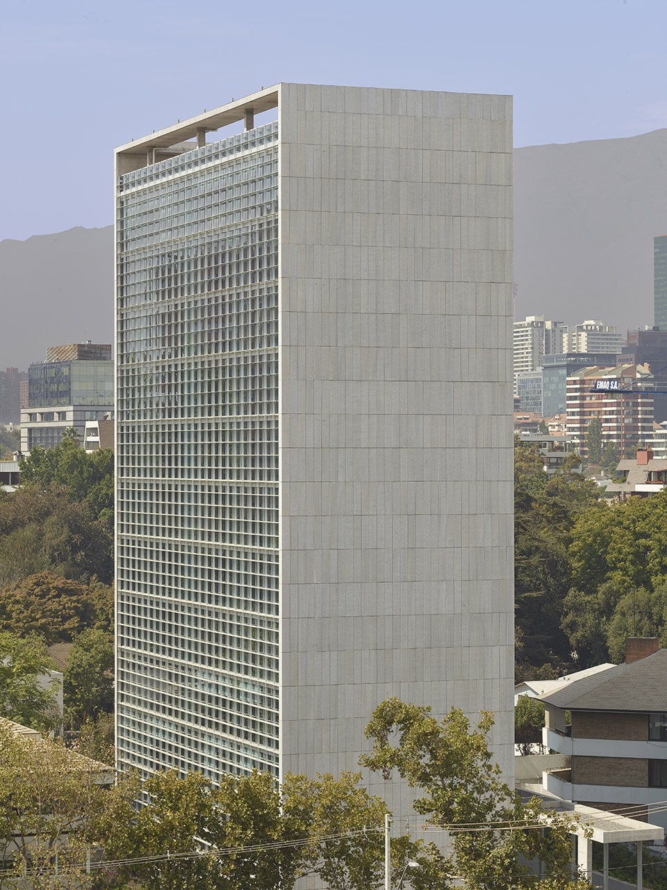 Edificio Vespucio 1777 by arquitectos