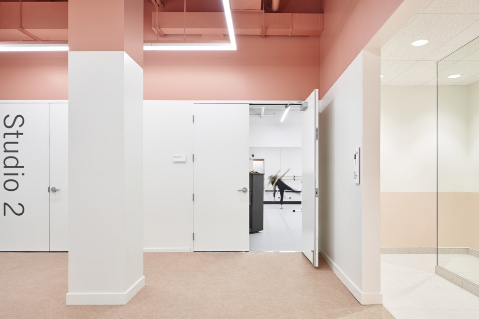 goh ballet bayview village by batay csorba architects