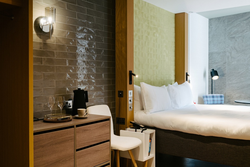 Market Street Hotel by FG Stijl
