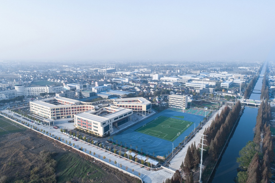 yangzhong foreign language school branch campus china by perform design studio